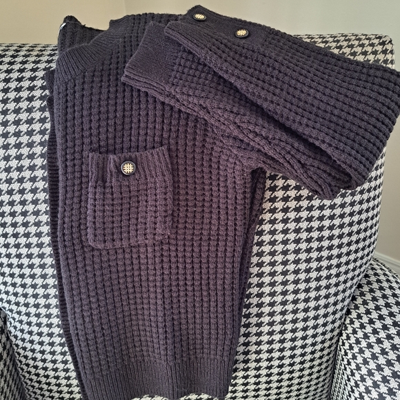 Button Front Knit Cardigan - Picture 5 of 6